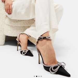 MACH & MACH Double Crystal Bow Pointed Toe Pump